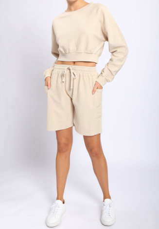 Ribbed Lounge Top and Shorts with Side Pockets - Set